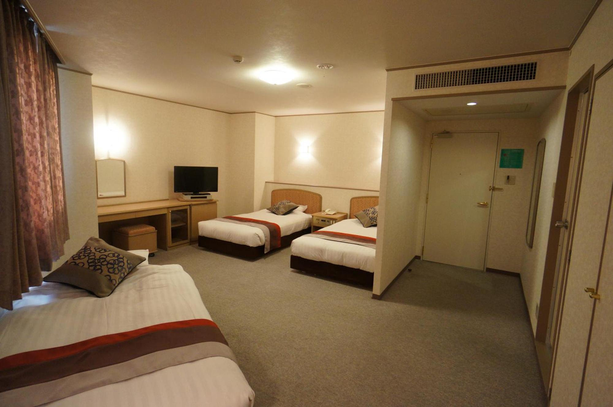 Hotel Areaone Hiroshima Wing Хигасихиросима Экстерьер фото