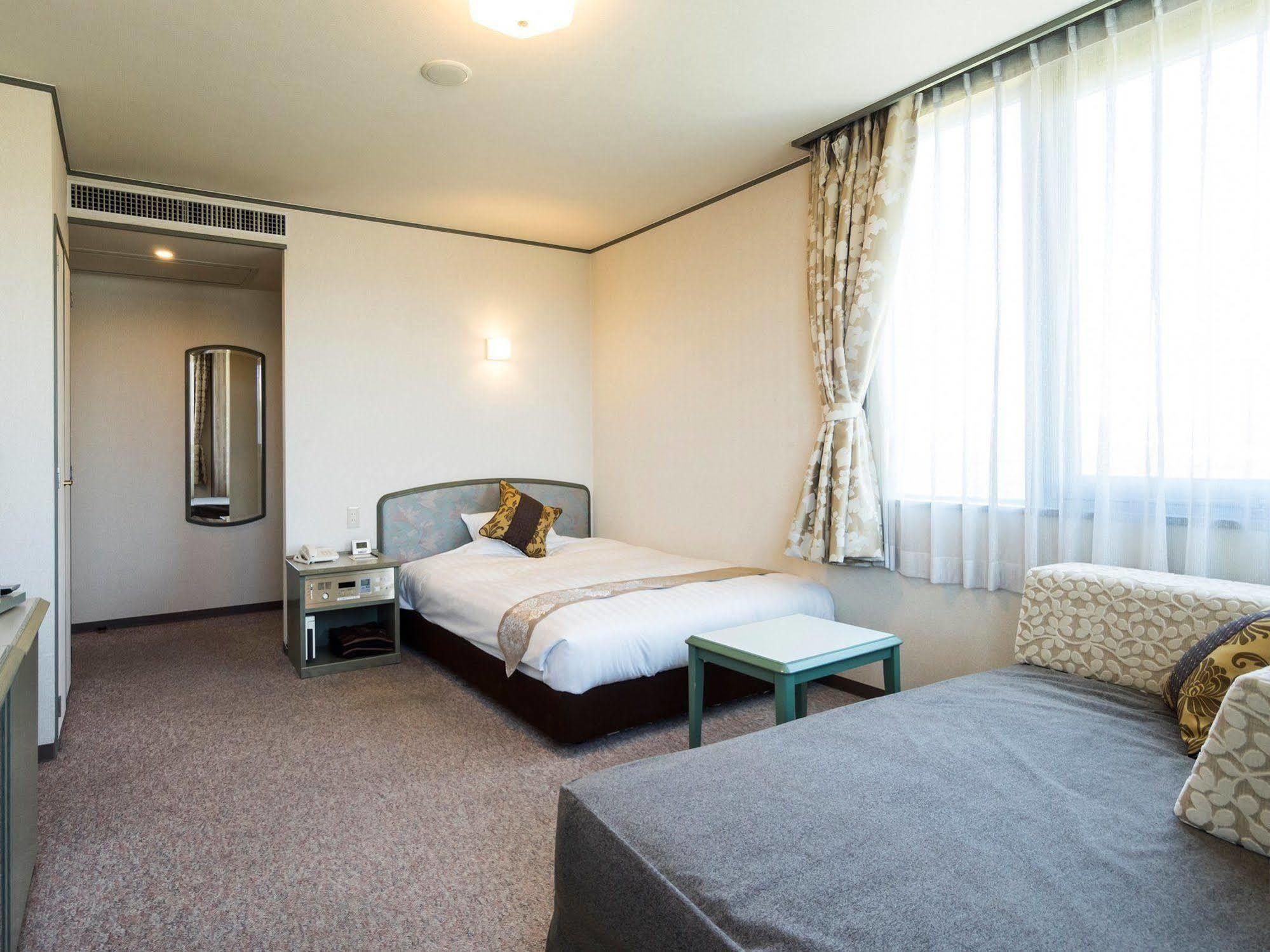 Hotel Areaone Hiroshima Wing Хигасихиросима Экстерьер фото